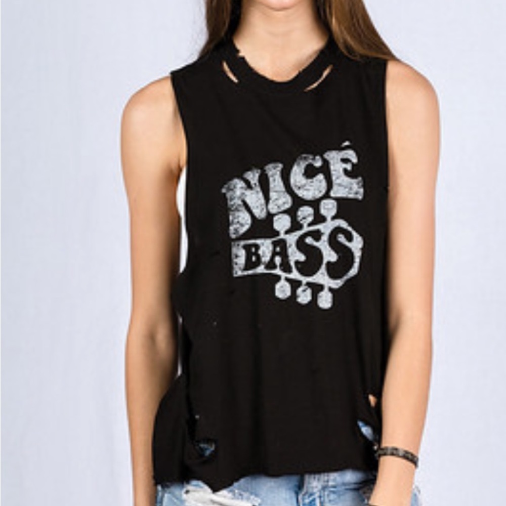 Nice bass vintage band tee